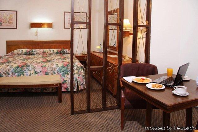 Hotel Premier Saltillo Coahuila Kamer foto